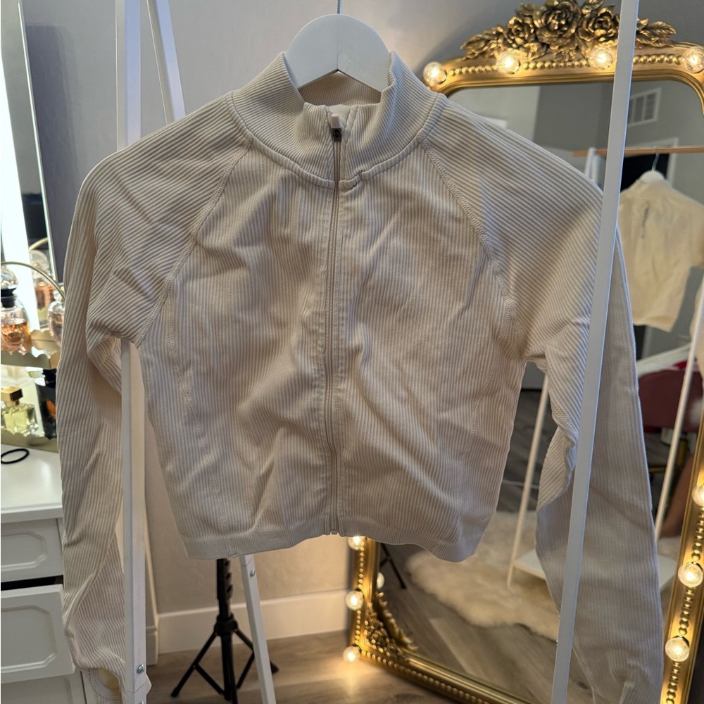 Bo+Tee Cream Zip-Up Ribbed Jacket